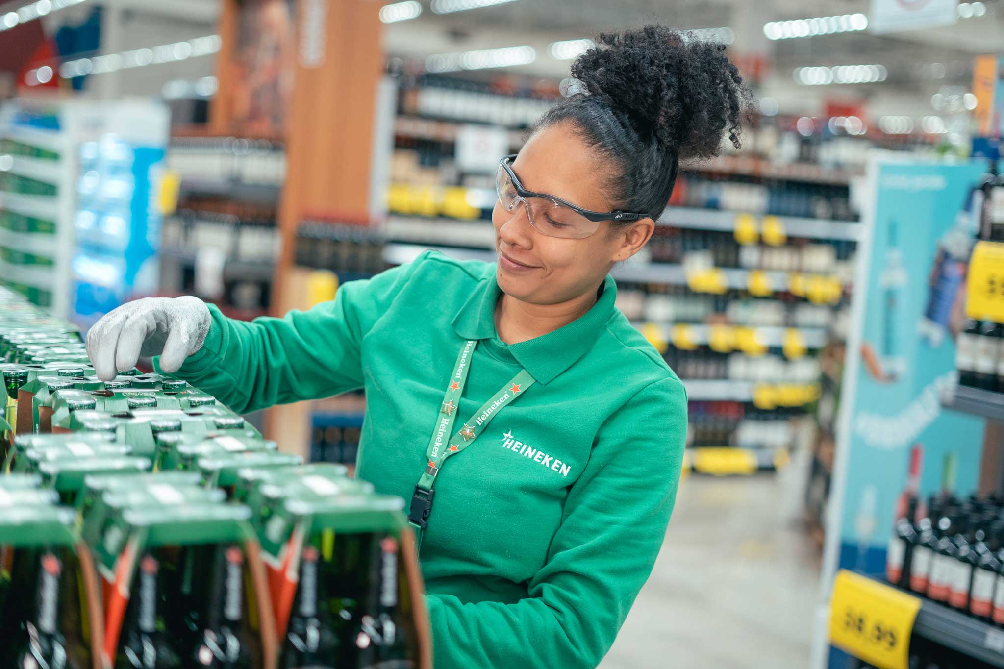 Colaboradora Heineken